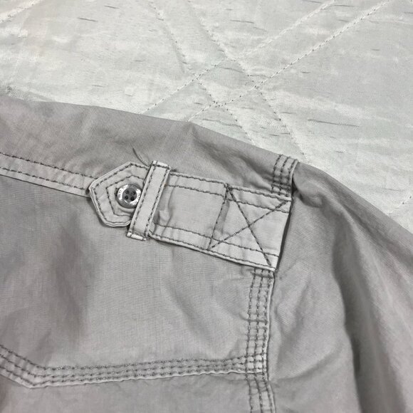 Buffalo Blu born to look unique 2 pocket short sleeve gray button front shirt L - Picture 5 of 7